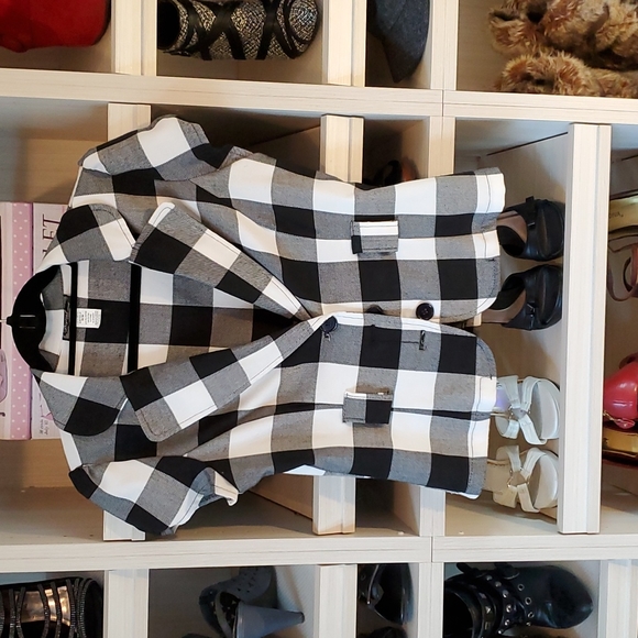 Black & White checkered blouse - Picture 2 of 5